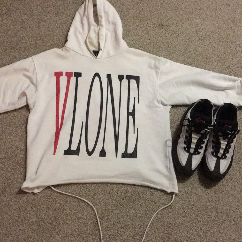 Vlone hoodie with air max’s